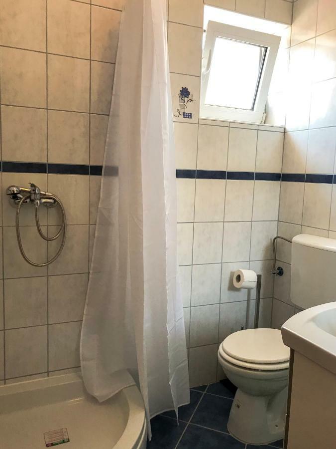 Mr. Hall Apartments Barbat na Rabu Εξωτερικό φωτογραφία
